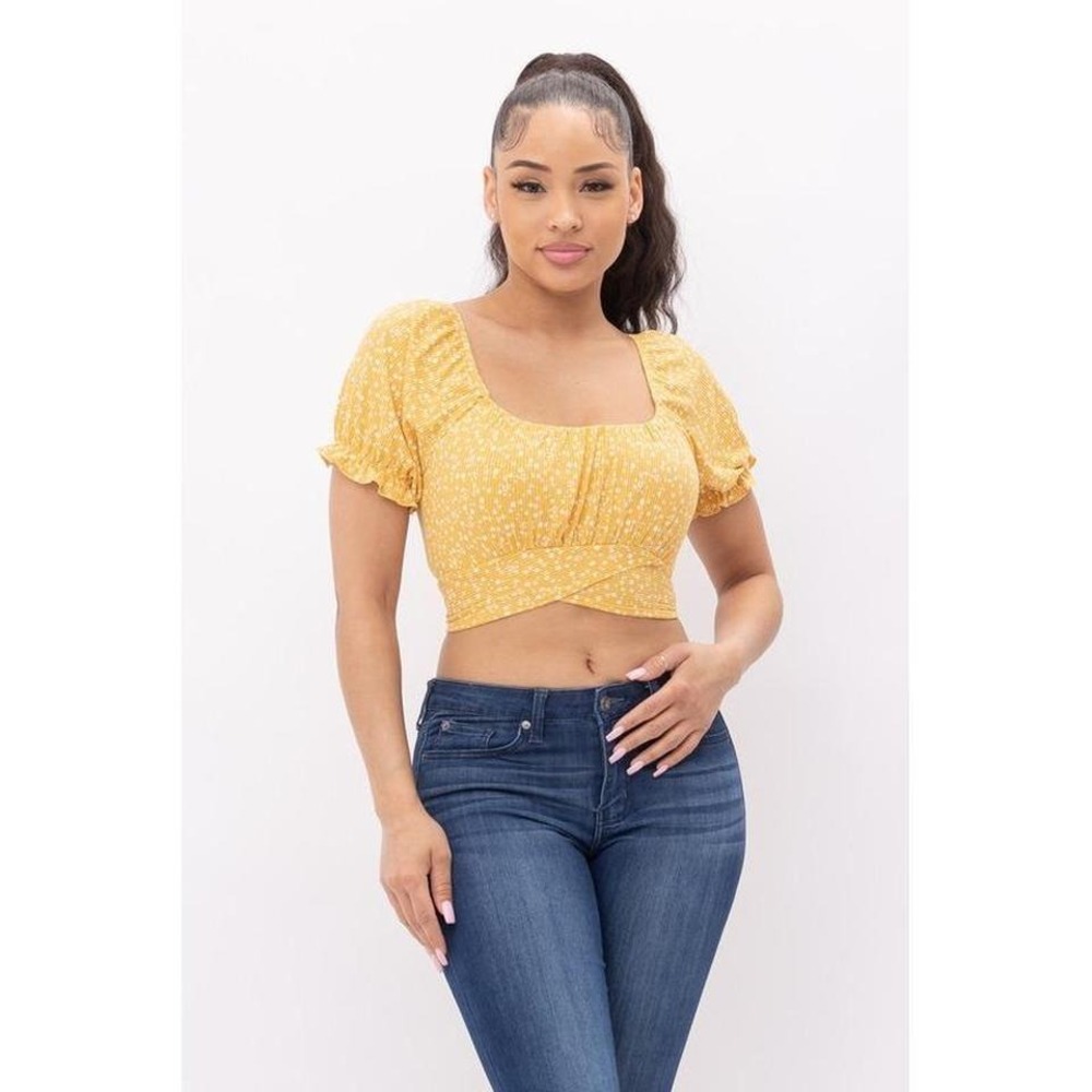 Love by J Yellow Floral Crop Top Size X-Large‎ Tie Back Puff Sleeve Blouse NWT